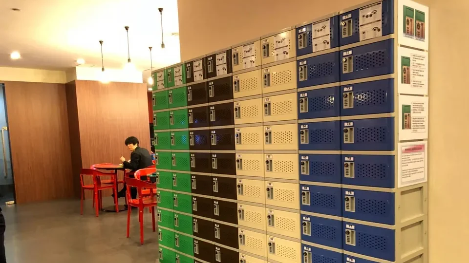 Avios | Why Lockers Are Essential for Safety in Modern Offices: Protecting Assets and Privacy in the Workplace colorful lockers with secure lock